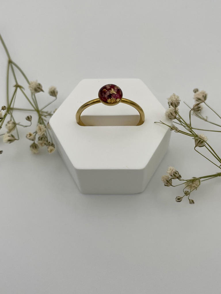 Anillo redondo con pétalos de rosas - Imagen 2