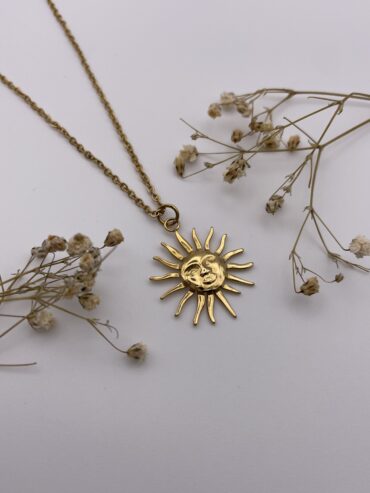 Collar sol con cara