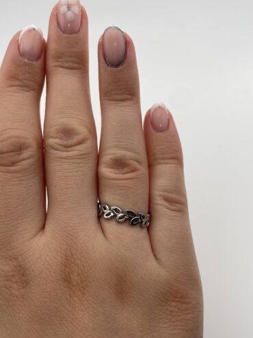 Anillo hoja