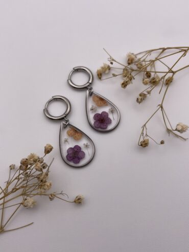 Pendientes gota con flores lila oscuro y naranja
