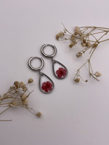 Pendientes gota con flor roja